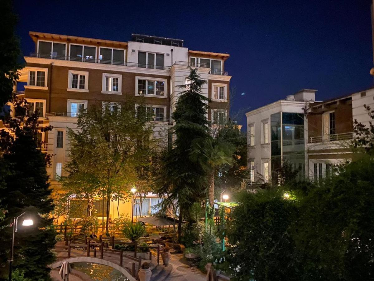 Prestige Hotel Tirana Exterior foto
